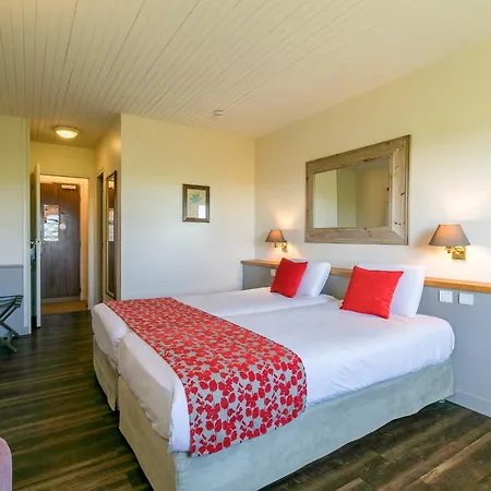 Kyriad Prestige Le Panorama Hotel