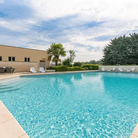 Hotel Kyriad Prestige Le Panorama Beaune (Cote d'Or)