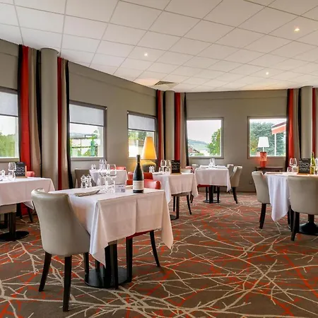 Otel Kyriad Prestige Beaune Le Panorama 3*