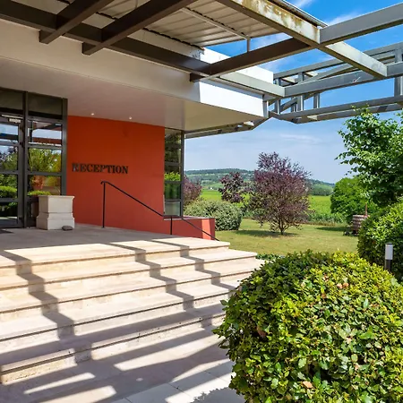 Kyriad Prestige Le Panorama 3*