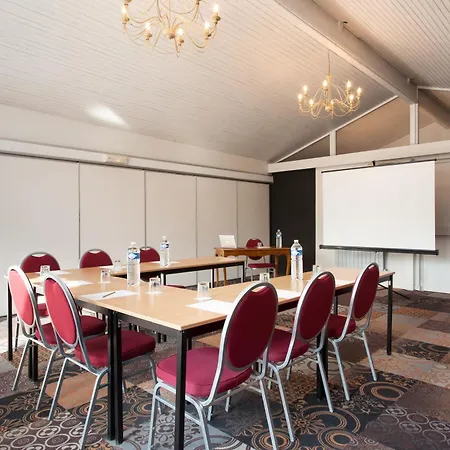 Hotel Kyriad Prestige Le Panorama 3*