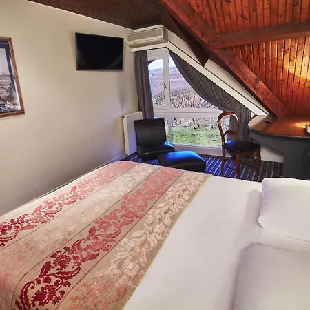 Hotel Kyriad Prestige Le Panorama