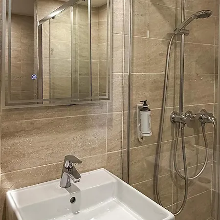 Kyriad Prestige Le Panorama 3*