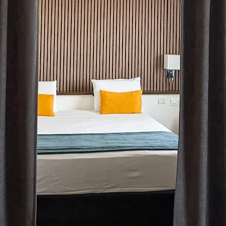 Hotel Kyriad Prestige Le Panorama