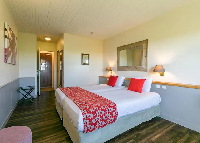 Kyriad Prestige Le Panorama Hotel