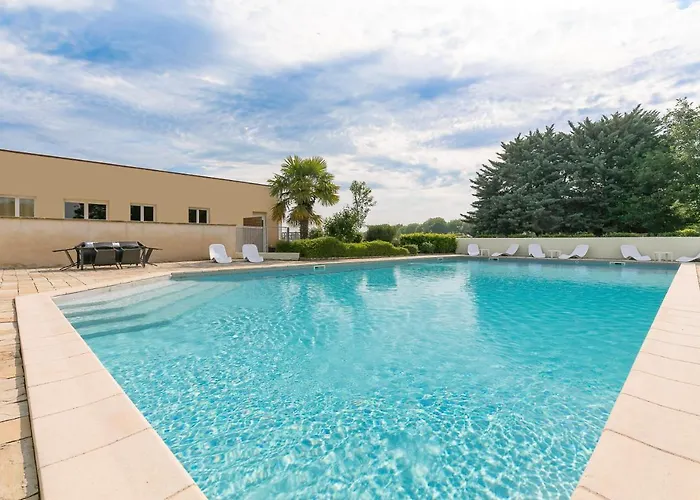 Hotel Kyriad Prestige Le Panorama Beaune (Cote d'Or)