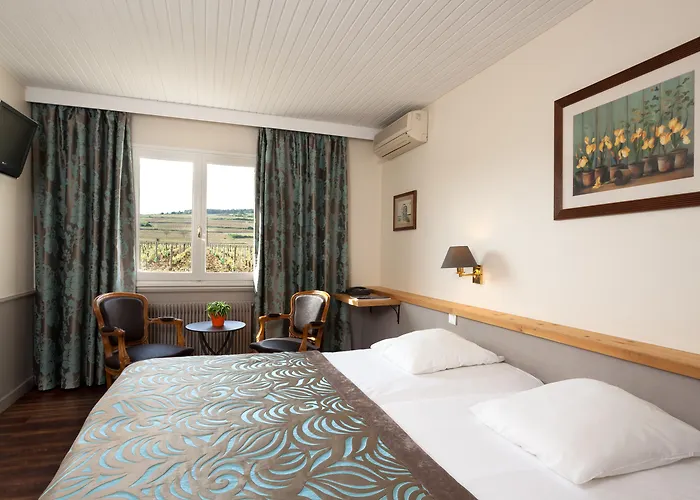 Hotel Kyriad Prestige Le Panorama 3*