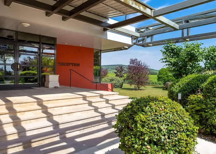 Kyriad Prestige Le Panorama 3*