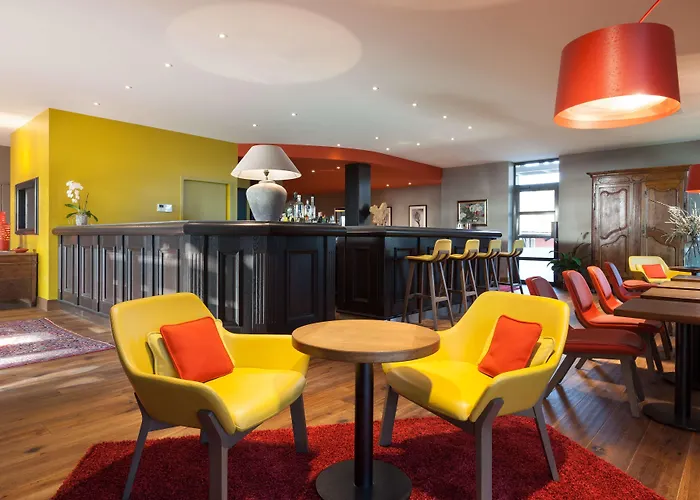 Hotel Kyriad Prestige Le Panorama 3*