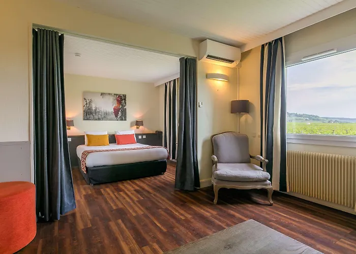 Kyriad Prestige Le Panorama