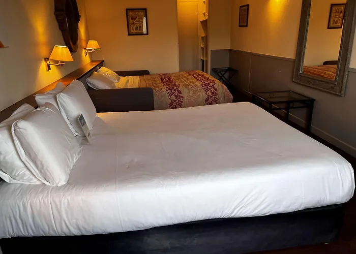 Kyriad Prestige Le Panorama Hotel